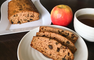 Applesauce Loaf Cake